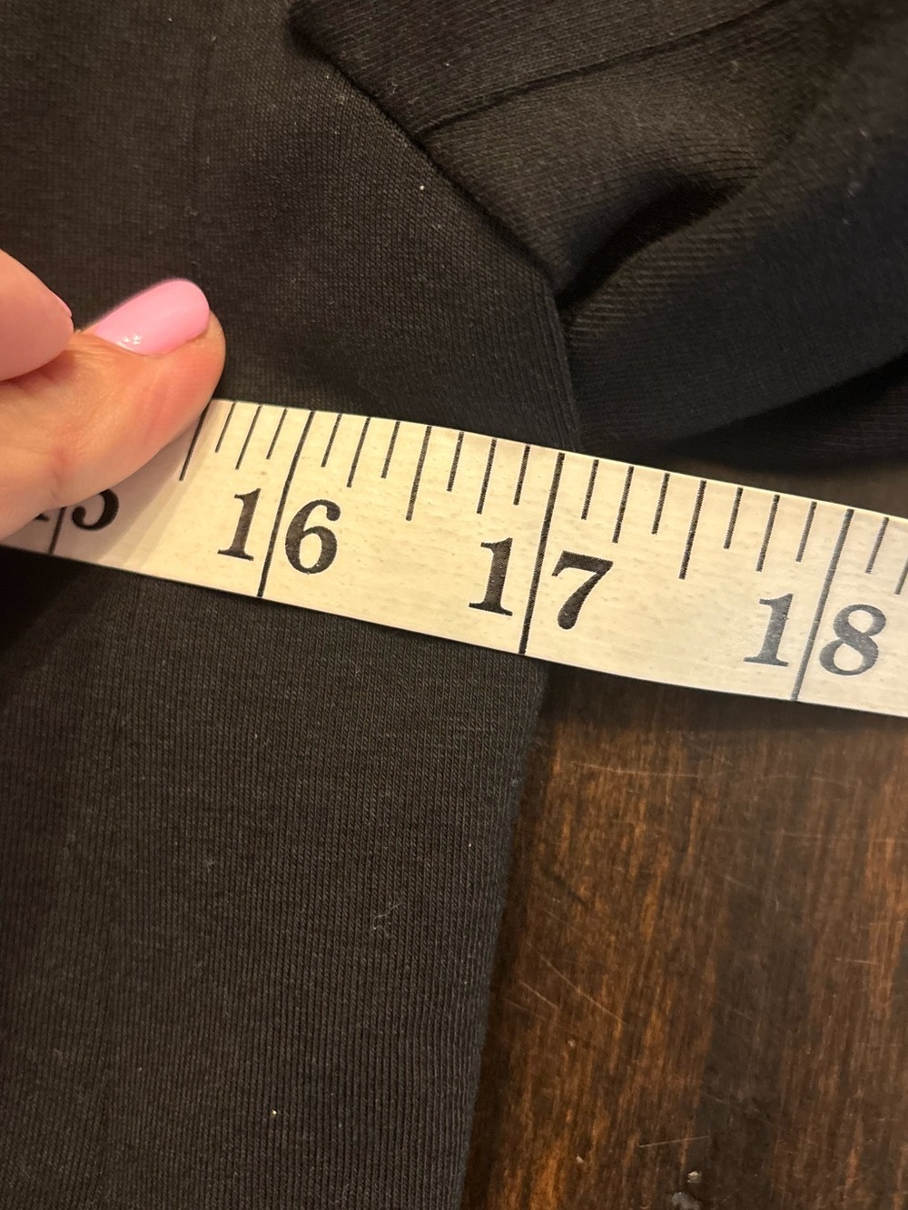 Banana Republic Black Women's Single-Button Blazer size small with shoulder pads - Picture 7 of 11